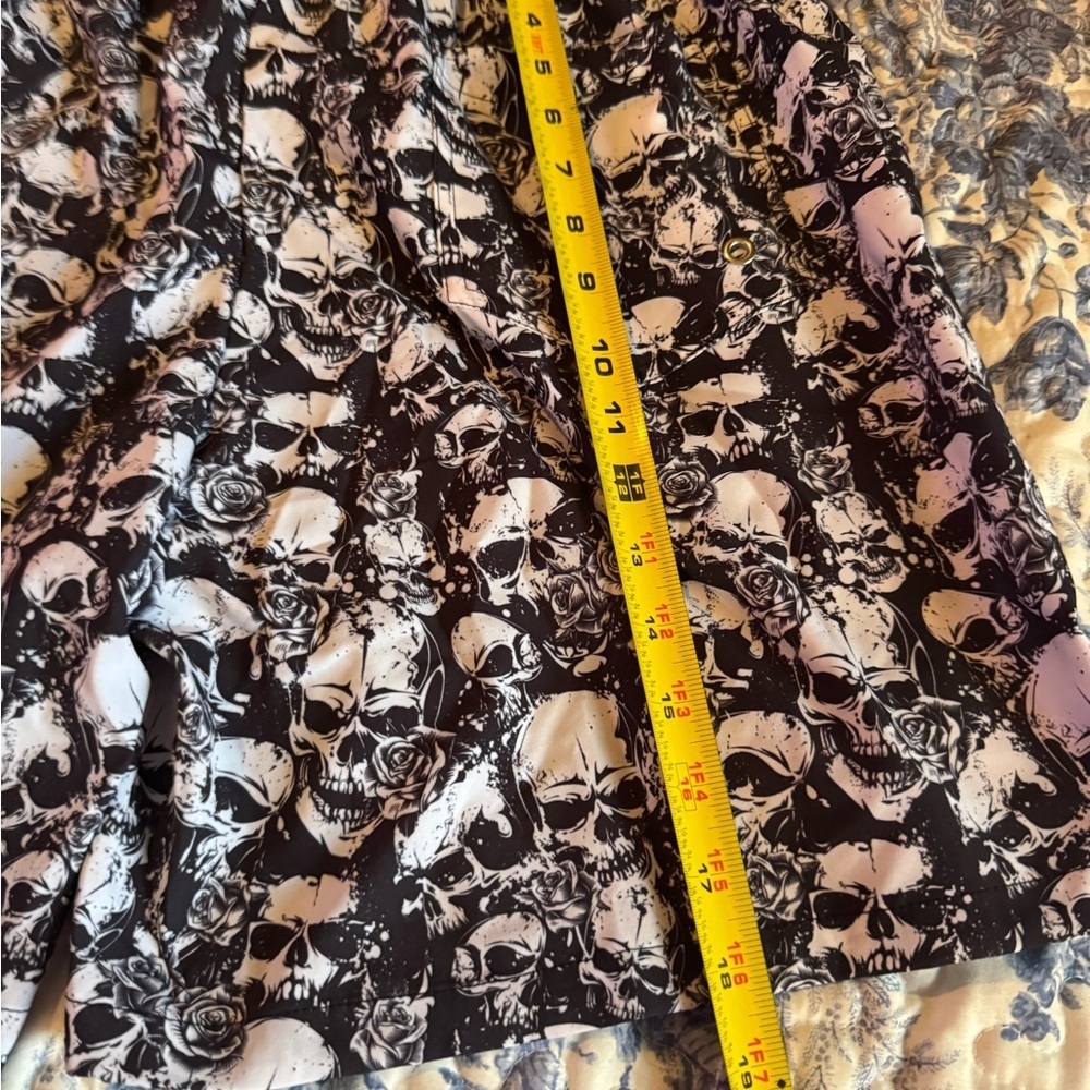 Black and White Skull Print  swim Shorts - Picture 5 of 7
